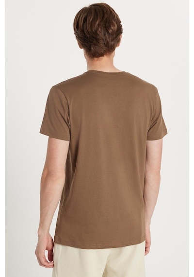 Tudors Unisex Slim Fit Dar Kesim %100 Pamuk Yumuşak Dokulu Kahverengi Bisiklet Yaka Tişört-34607 Kahverengi