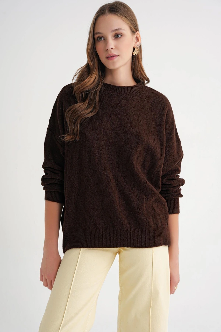 Mixray 6947 Kadın Kendinden Desenli Oversize Triko Kazak Kahve