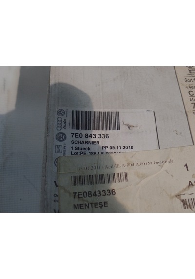 7E0843336 TRANSPORTER 2005-2015  SÜRGÜLÜ KAPI ORTA MENTEŞESİ MANU
