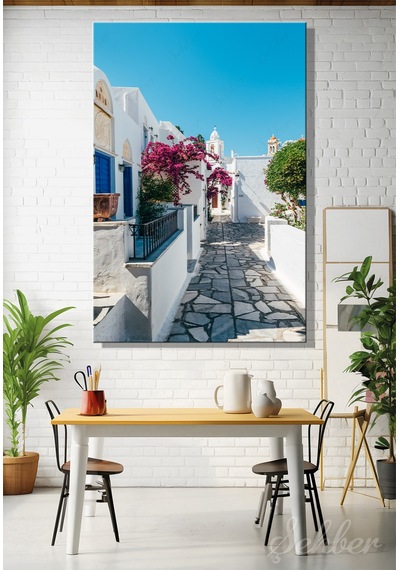 Yunanistan Tinos Adası Pyrgos Köyünün Tipik Dar Bir Sokağı Yatay Kanvas Tablo 4045 Çok Renkli