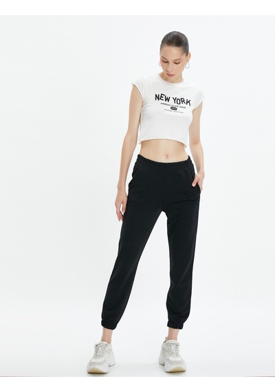 Koton Basic Jogger Eşofman Altı Beli Bağlamalı Cepli Siyah 4sal40035ık 4SAL40035IK999 Siyah Koton Basic Jogger Eşofman Altı Beli Bağlamalı Cepli Siyah 4sal40035ık 4SAL40035IK999 Siyah