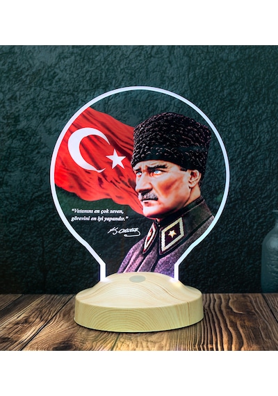 Renkli Atatürk Ve Türk Bayrağı Led Lamba - Kalpaklı Atatürk Portresi Yeni İş Ve Öğretmenler Günü Hediyesi Ofis Hediyesi Çok Renkli
