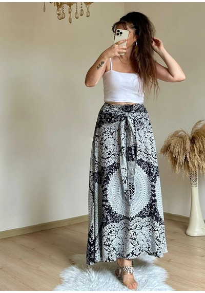 Azra Butik Otantik Desenli Etek Beyaz