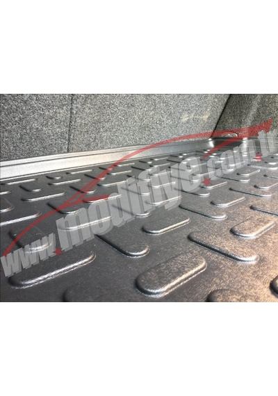 1999 Volkswagen Golf 4 Bagaj Havuzu Araca Özel 3D Badela Marka