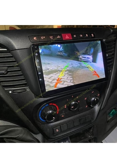 Snp Serisi Iveco Daily 2014 İle 2022 Uyumlu 9 İnç Android Multimedya Sistemi 4-64 Gb Hafıza Carplay Android Auto Ve Geri Görüş Kamerası 9"