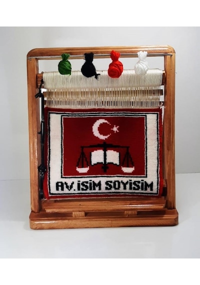 100tel Avukat İsim Motifli El Dokuması Hediyelik Minyatür Halı Çok Renkli