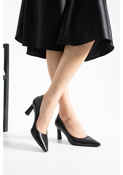 Dericia Shoes Elegance Hakiki Deri Kadın Topuklu Ayakkabı Siyah