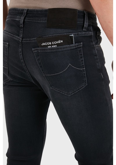 Jacob Cohen Slim Fit Normal Bel Dar Paça Jeans Erkek Kot Pantolon Jum Qe004 S3622 030 S1 600d Siyah Jacob Cohen Slim Fit Normal Bel Dar Paça Jeans Erkek Kot Pantolon Jum Qe004 S3622 030 S1 600d Siyah