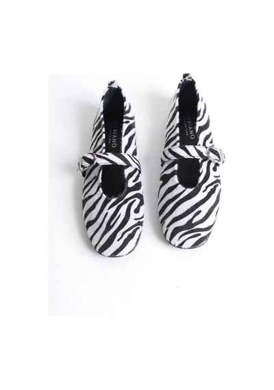 Mubiano Hakiki Deri Collection Kadın Bant Detaylı Babet Zebra - Mcrgn8035 - Zbr Zebra Mubiano Hakiki Deri Collection Kadın Bant Detaylı Babet Zebra - Mcrgn8035 - Zbr Zebra