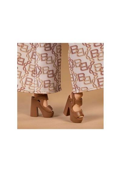 Barbie Signature Barbie Basics Model 07 Jjx26