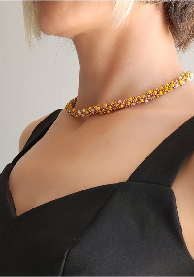 Etnik Bohem Sarmal Dönmeli Model Kristal Sarı Kristal Boncuk Kolye Sarı