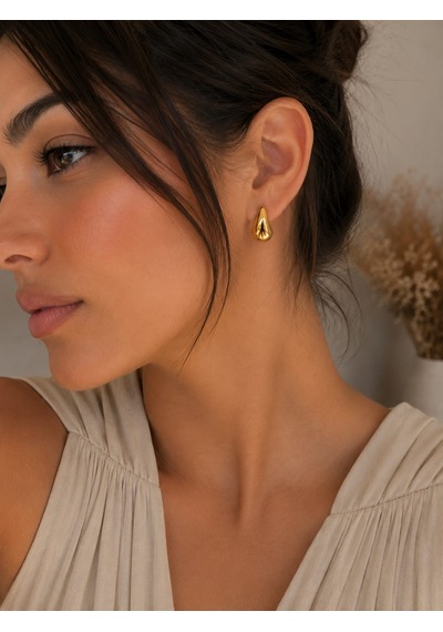 Gold Yarım Damla Formlu Çelik Küpe Minimal Vintage Tasarım Altın