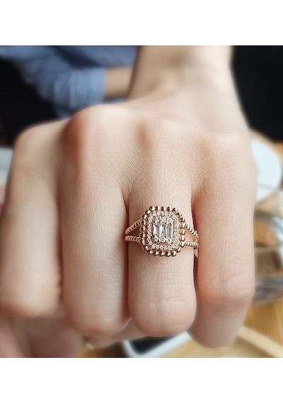 Nadias Jewellery Baget Motifli Baget Pırlanta Yüzük