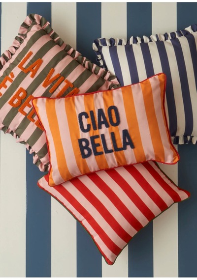 Bella Maison Line Biyeli Kırlent Kılıfı Kırmızı 43x43 Cm Kırmızı