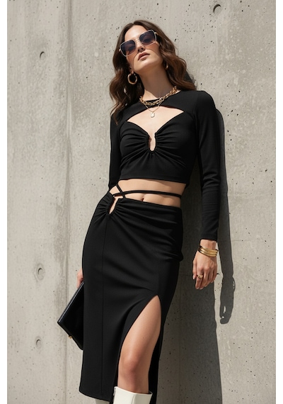 Fashion Cocktail Toka Aksesuarlı Uzun Kol Crop Yırtmaçlı Beli Bağlama Midi Etek Takım Siyah Siyah Fashion Cocktail Toka Aksesuarlı Uzun Kol Crop Yırtmaçlı Beli Bağlama Midi Etek Takım Siyah Siyah