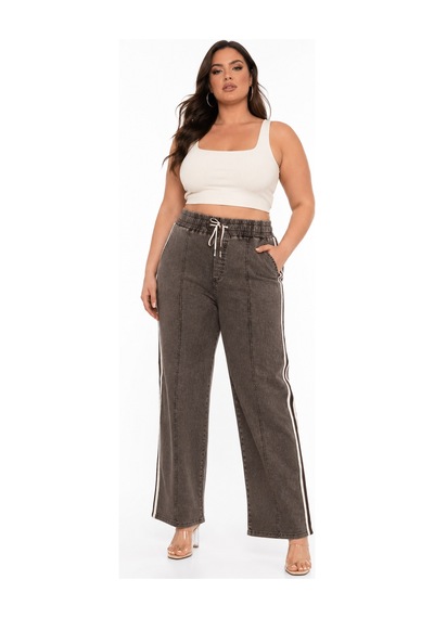 Zanessi Fashıon Büyük Beden Denim Spor Şerit Detaylı Bol Paça Kadın Pantolon Kahverengi Zanessi Fashıon Büyük Beden Denim Spor Şerit Detaylı Bol Paça Kadın Pantolon Kahverengi