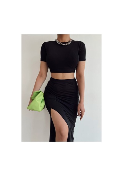 Thiqe Butik Yandan Yırtmaçlı Etek Crop Takım Siyah