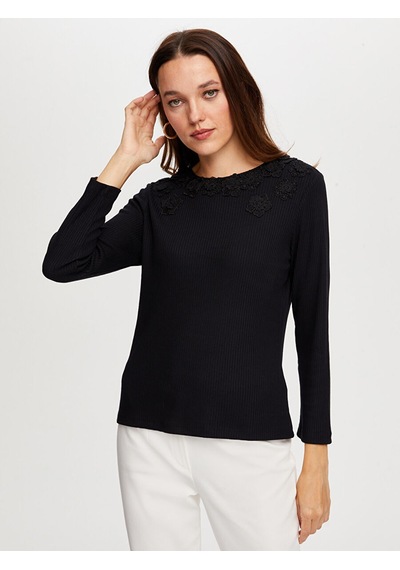 Dantel Çiçek Aplikeli Yuvarlak Yaka Kaşkorse Tshirt W26tsh070 Uw26tsh07010 Siyah