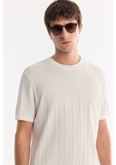 Avva Erkek Ekru Bisiklet Yaka Kolay Ütülenen Kırışmaz Regular Fit Triko T-shirt A61y5032 Avva Erkek Ekru Bisiklet Yaka Kolay Ütülenen Kırışmaz Regular Fit Triko T-shirt A61y5032