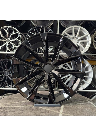 18 İnç 5x112 Akrep Golf Jetta Leon Uyumlu Siyah Jant Modeli