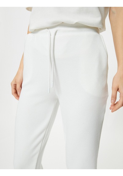 Koton Jogger Eşofman Altı Beli Bağcıklı Cepli Ekru 4wak30030ek Ekru