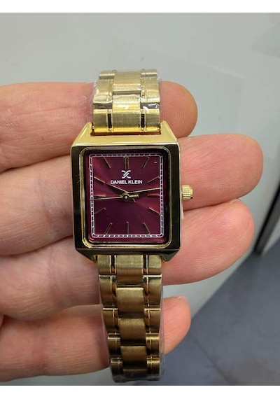 Dkf.2315a Yeni Trend Bordo Kadranlı Altın Renk Köşeli Kadın Kol Saati