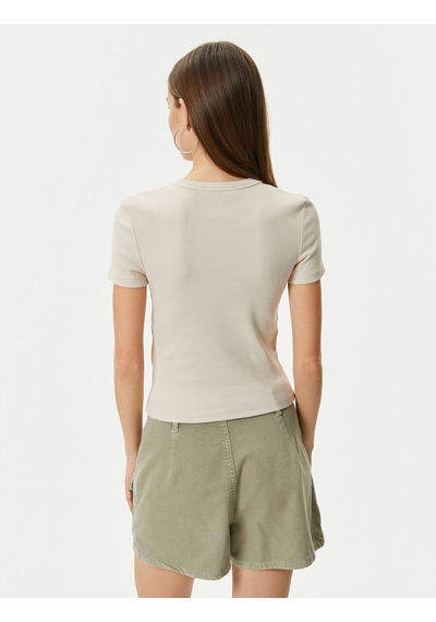 Koton Basic Tişört Slim Fit Ribanalı Kısa Kollu Bisiklet Yaka Pamuklu Bej 4sal10289ık 4SAL10289IK051 Ekru Koton Basic Tişört Slim Fit Ribanalı Kısa Kollu Bisiklet Yaka Pamuklu Bej 4sal10289ık 4SAL10289IK051 Ekru