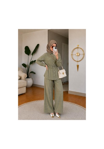 Hira Life Fashion Kadın Kolu Taş Detaylı Bel Bağlamalı Salaş Keten Gömlek Pantolon İki 'li Şık Takım Yeşil Yeşil Hira Life Fashion Kadın Kolu Taş Detaylı Bel Bağlamalı Salaş Keten Gömlek Pantolon İki 'li Şık Takım Yeşil Yeşil