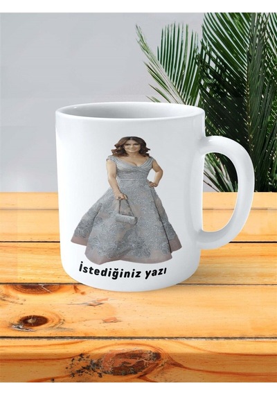 Salma Hayek Baskılı Kupa Bardak Kişiye Özel Model 2 Çok Renkli