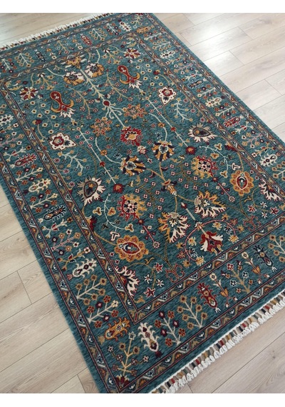 Çam Halı Sultani 805 Yeşil Yün Ve Bambu İle Özel Tezgahlarda Üretilen Otantik Desenli El Emeği Modern Uşak Halısı Gri Çam Halı Sultani 805 Yeşil Yün Ve Bambu İle Özel Tezgahlarda Üretilen Otantik Desenli El Emeği Modern Uşak Halısı Gri