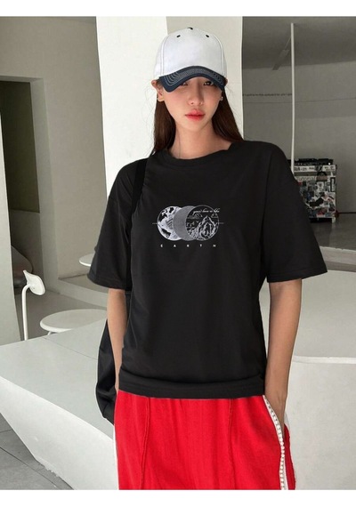 Uyguntarz Unisex Earth Baskılı Tasarım Tshirt Siyah