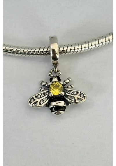 Fubena Taşlı Arı Sallantılı Charm