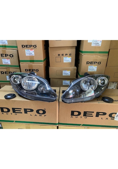 Seat Leon Makyajsız 2006-2009 Arası Depo Sağ Ve Sol Far Takım 5p1941005e / 5p1941006e