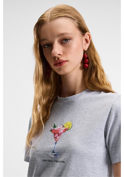 Grımelange IVONNE Kadın Cocktail Baskı Desenli Kısa Kollu Organik Pamuklu Bisiklet Yaka Crop Grimelanj T-Shirt