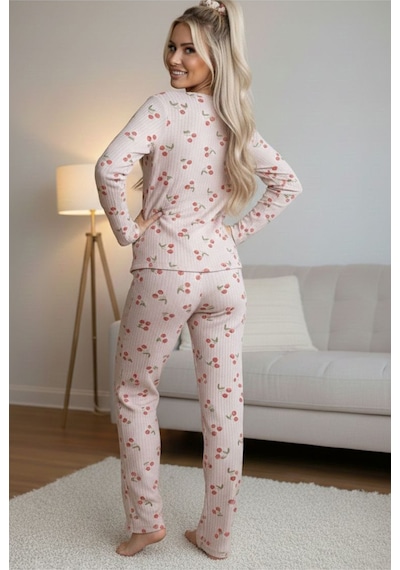 Siyah İnci Yumuşak Tuşe Kışlık Fitilli Pamuklu Örme Pijama Takım 7977 Vizon Kiraz Siyah İnci Yumuşak Tuşe Kışlık Fitilli Pamuklu Örme Pijama Takım 7977 Vizon Kiraz