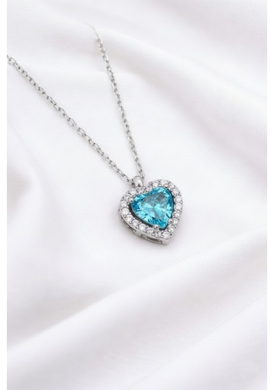 Çekirdekjewelry 925 Ayar Gümüş Zirkon Taşlı Kalplı Kolye Gri Akua