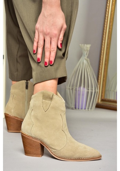 Fox Shoes T380082502 Bej Süet Kovboy Model Kalın Topuklu Kadın Bot Bej-süet Bej