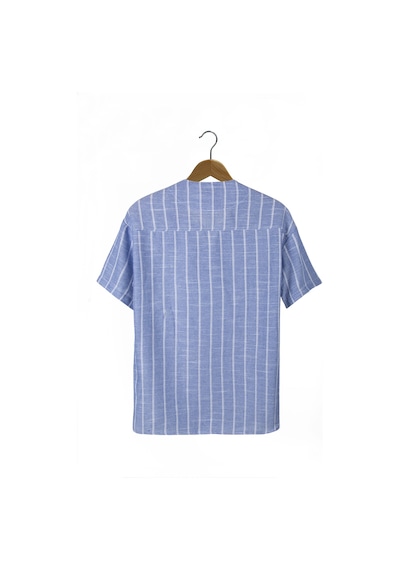Erkek Mavi Açık V Yaka Oversize Rahat Kalıp Kısa Kollu Çizgili Keten Gömlek 22y-4300635 Mavi Erkek Mavi Açık V Yaka Oversize Rahat Kalıp Kısa Kollu Çizgili Keten Gömlek 22y-4300635 Mavi