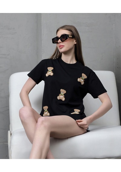 Genç Kadın Ayıcık Süzene Nakışlı T-shirt Siyah