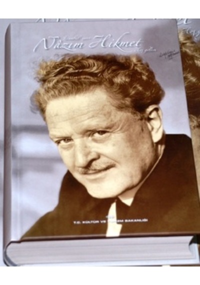 Istanbul Şairi Nazım Hikmet Hoş Geldin / Ciltli