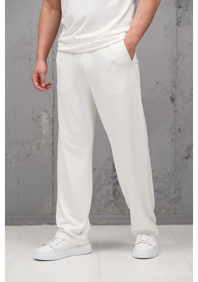Mass Plus Regular Fit Likralı Kendinden Çizgili Yarım Baggy Pantolonlu T-shirt Takım Beyaz Mass Plus Regular Fit Likralı Kendinden Çizgili Yarım Baggy Pantolonlu T-shirt Takım Beyaz