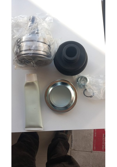 ARKA  AKS KAFASI  DIS E-CLASS W124 9396