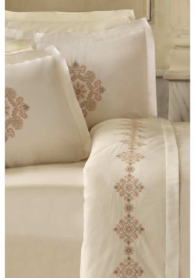 Karaca Home Kelsey Nakışlı %100 Pamuk Çift Kişilik Nevresim Takımı Beyaz Beyaz