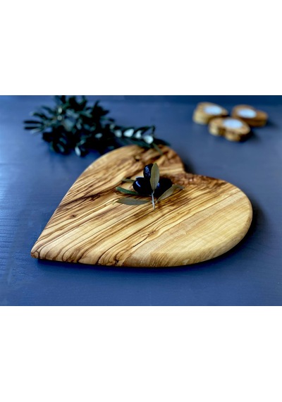Zethome Zeytin Ağacı Ahşap Kalp Servis Tabağı 24 CM