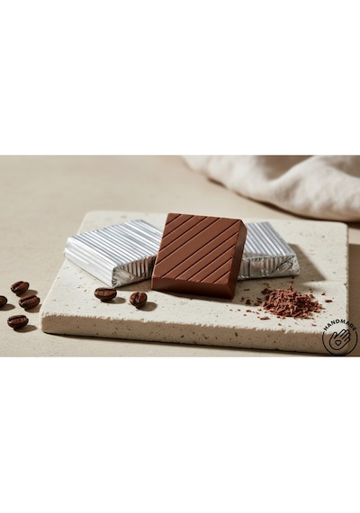 Nutat Gümüş Sargılı Kalın Kare Çikolata Fındık Kremalı & Parçacıklı 500 Gr.