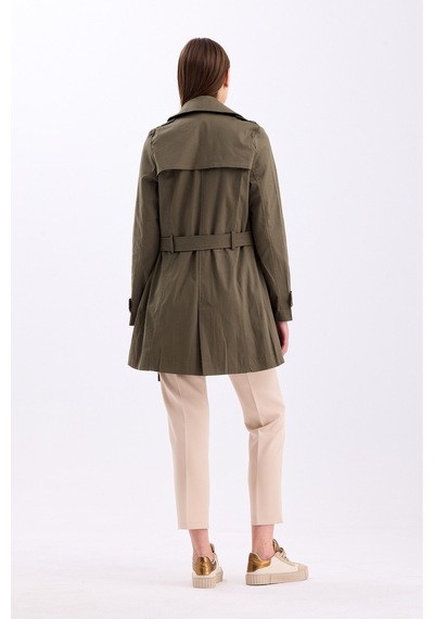 Pastelastore Esnek Pamuk Gabardin Kısa 80cm Omuz Apoletli Kemerli Kadın Trençkot 1120 Haki Yeşil Pastelastore Esnek Pamuk Gabardin Kısa 80cm Omuz Apoletli Kemerli Kadın Trençkot 1120 Haki Yeşil