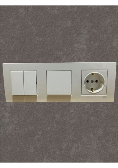 Viko Karre 3'lü Set Anahtar-komütatör-topraklı Priz+3'lü Çerçeve Beyaz