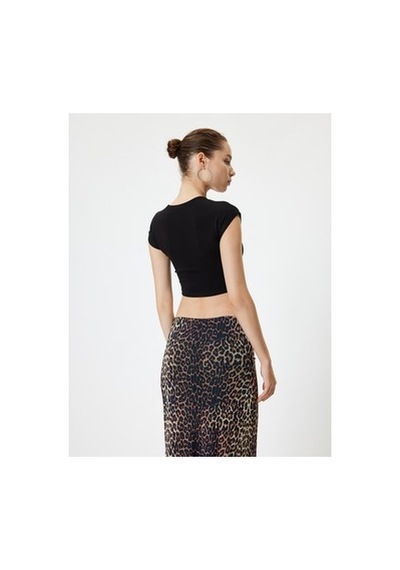 2y Gallery Kap Kol Bisiklet Yaka Kadın Tişört: Modal Karışımlı Slim Fit 11-0103