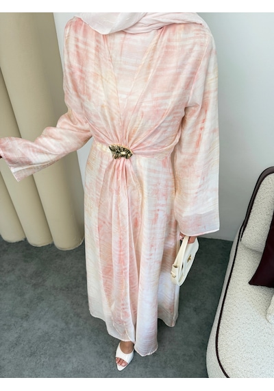 Mihran Butik Silk Model Kemerli Bilek Büzgü Desen Detaylı Kadın Elbise Pudra