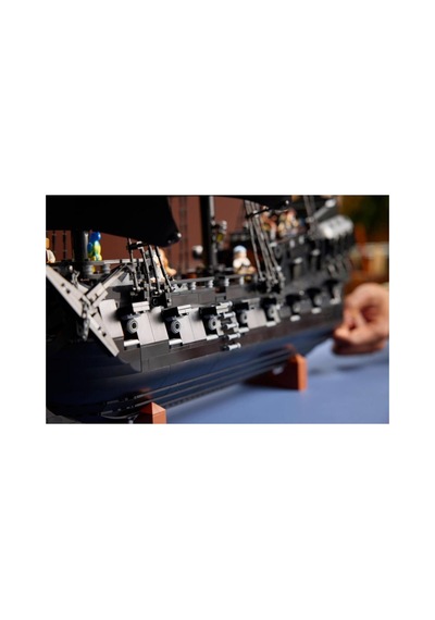 Lego 10365 Captain Jack Sparrow's Pirate  Ship